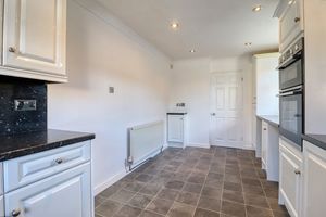 Kitchen- click for photo gallery